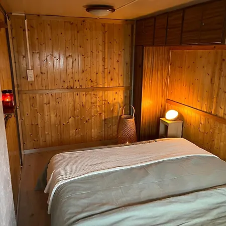 Le Ida Avec Emplacement Voiture Holiday home Yvoir